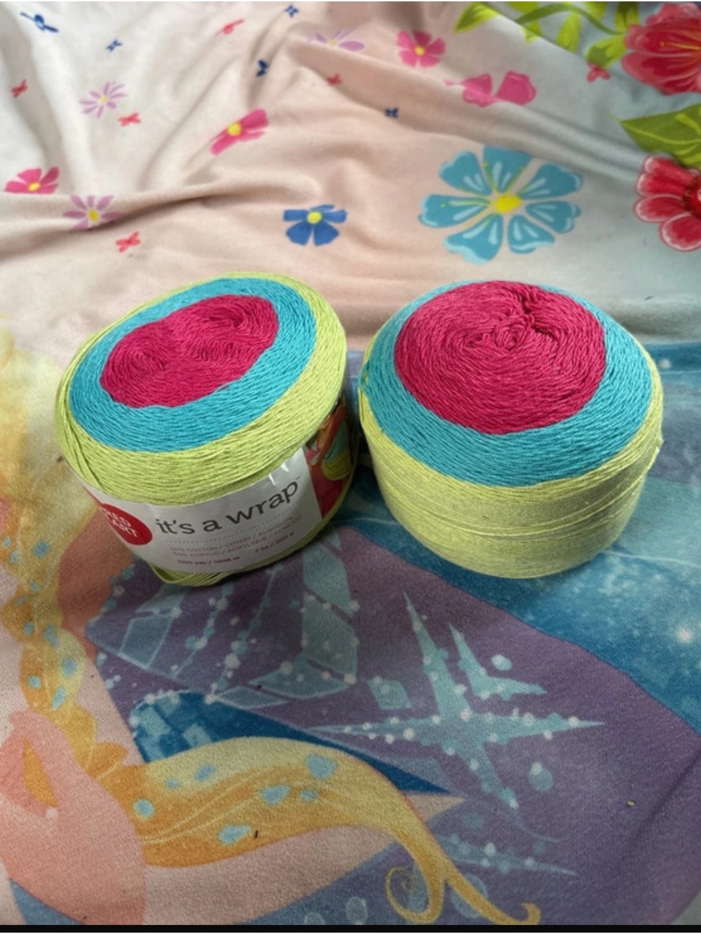 Red Heart Set of 2 Yarn